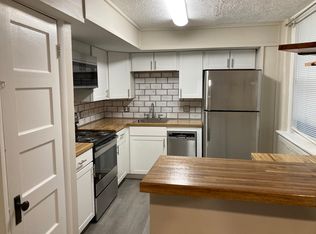 208 Bradford St APT B, Charleston, WV 25301