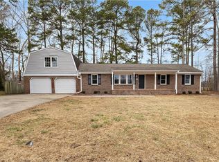 3025 Woodlawn Dr, Suffolk, VA 23434