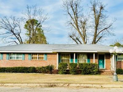 403 Main St, Ashford, AL, 36312