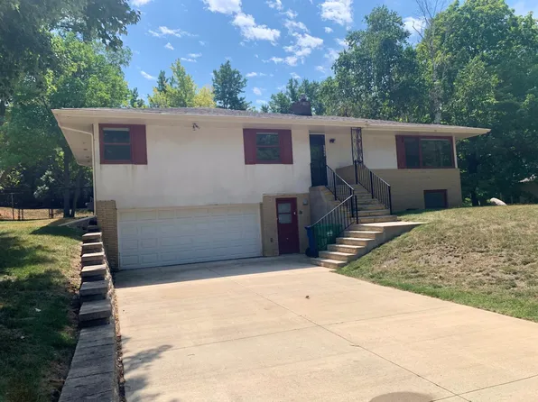 10625 32nd Ave N, Plymouth, MN 55441