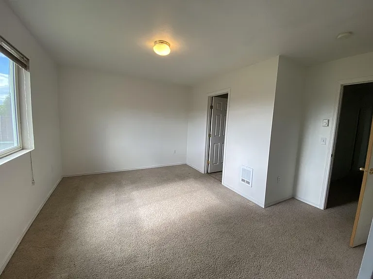 857 N Garfield St — Photo 14