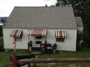 1400 Cedar Way, South Heights, PA 15081