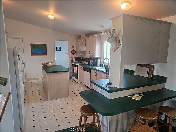 3rd image of 9308 Chimney Rock Rd