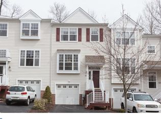 105 Stratford Ct, Malvern, PA 19355