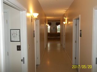 2 High St, Houlton, ME 04730