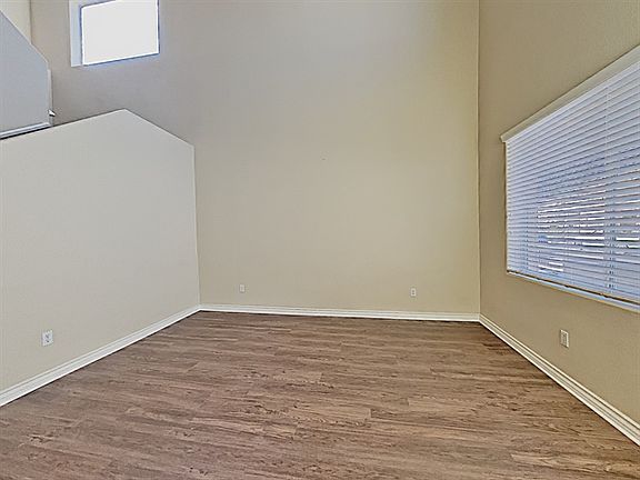 4th image of 1021 Tropic Wind Ave