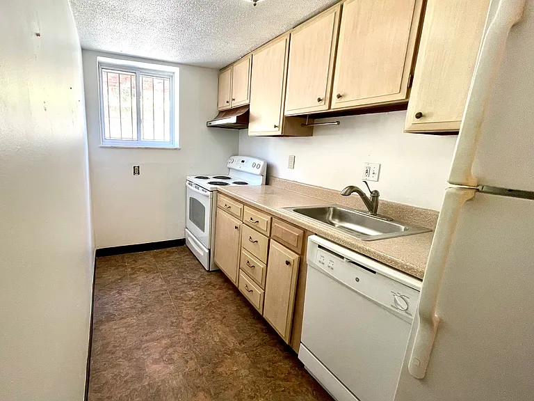 420 S Aiken Ave #2 — Photo 6