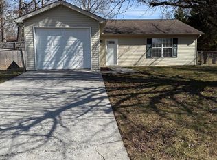 7662 Trey Oaks Ln, Knoxville, TN 37918