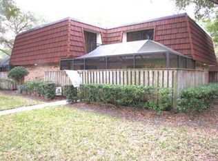 2706 9th Ct, Palm Harbor, FL 34684