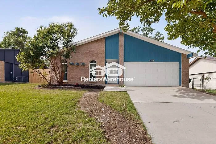2018 Rose Hill Rd — Photo 3