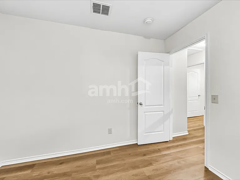 431 Tequila Rnch — Photo 18