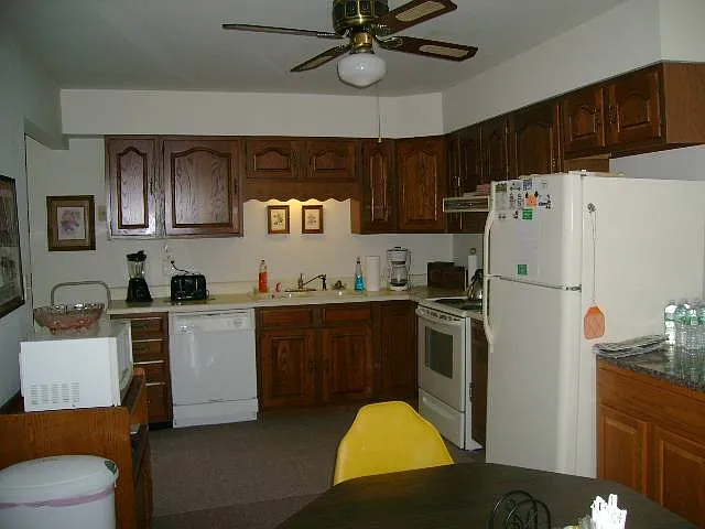 69 Nelson Ave — Photo 5