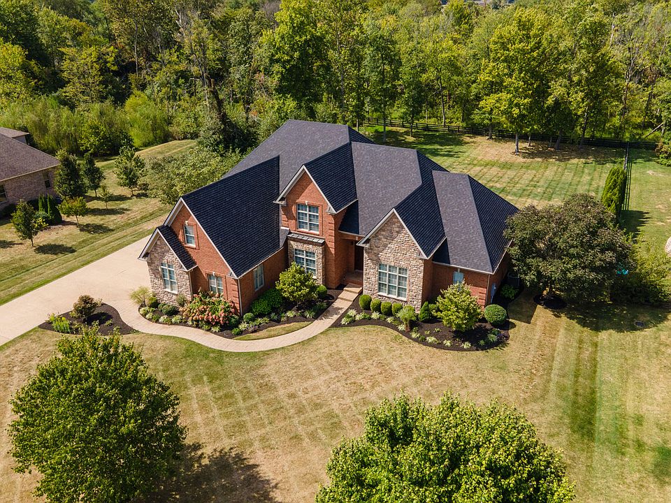 1st image of 728 Chinkapin Dr