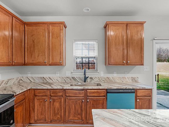 5th image of 7027 Napton Ct