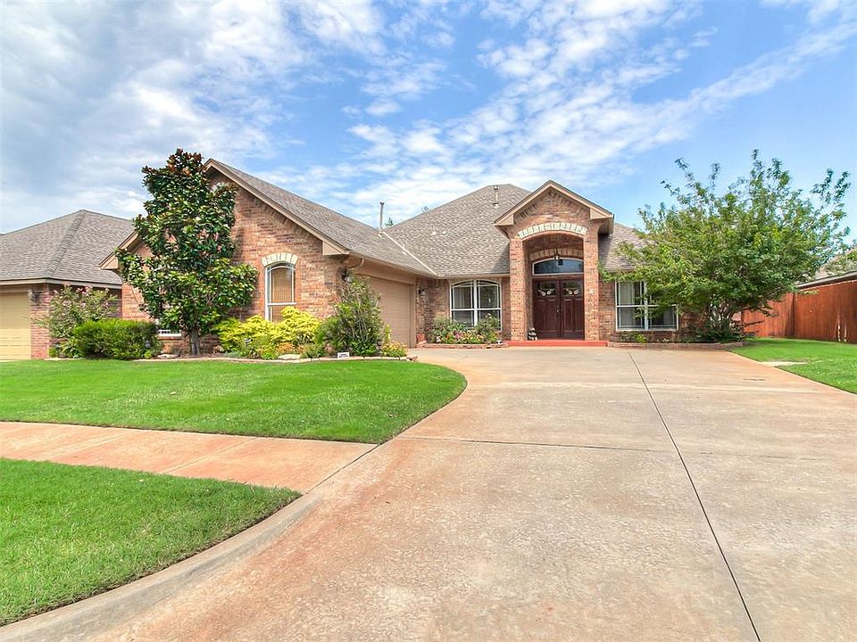 1st image of 16008 Ledge Ln