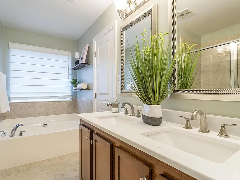 8024 Sycamore Hill Ln — Photo 29