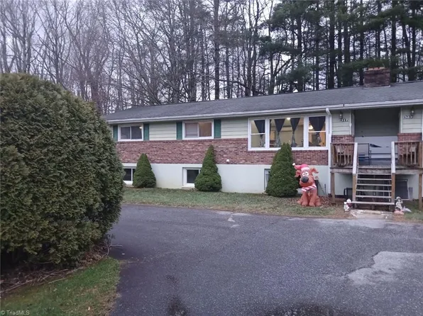 317 Ashe Park Rd, Jefferson, NC 28640