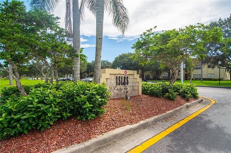 1st image of 12620 Vista Isles Drive #1027
