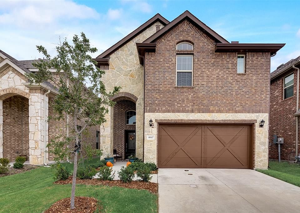 1st image of 18117 Lakefront Ct