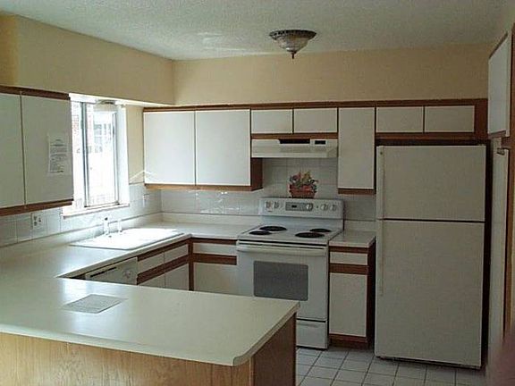2nd image of 4665 S Lowell Blvd