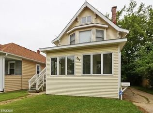 842 North Ave #2, Waukegan, IL 60085