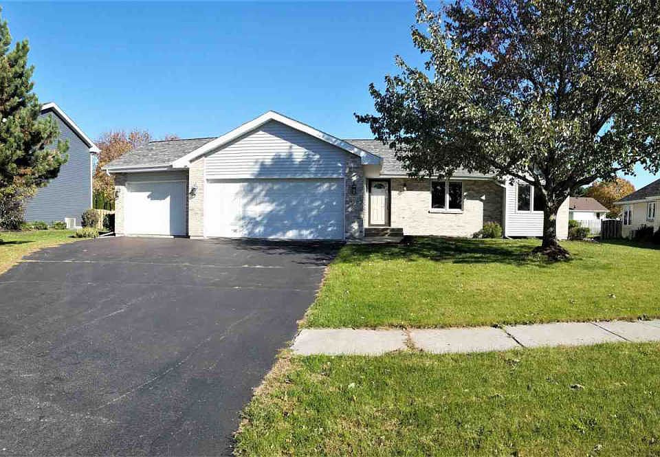 1st image of 307 Heeren Dr