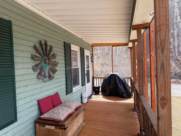 568 Cheshire Street, Berlin, NH 03570
