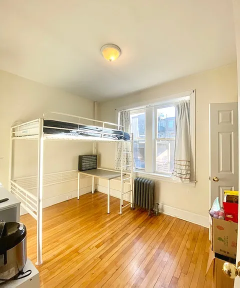 324 Saint Paul St — Photo 6
