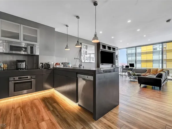 3726 S Las Vegas Blvd #2608, Las Vegas, NV 89158