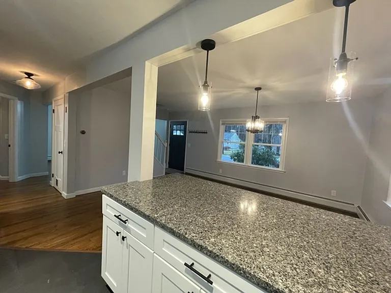 138 Pine Grove Dr — Photo 7