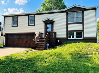 103 Phelps Farm Cir, Englewood, OH 45322