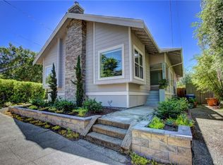 2009 E Mercer St, Seattle, WA 98112