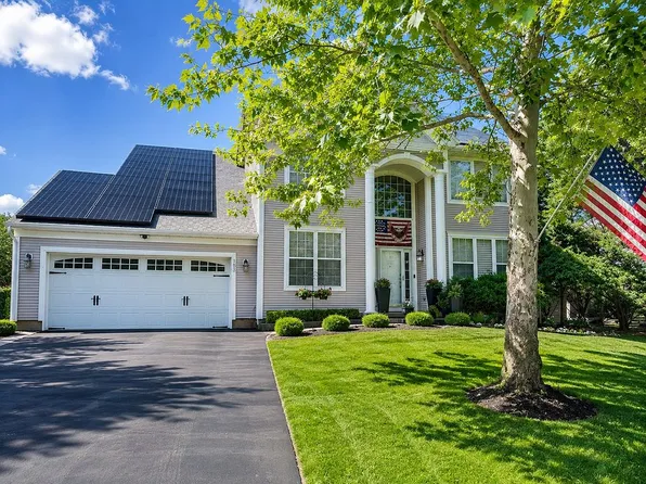 183 Walden Woods Dr, Toms River, NJ 08755