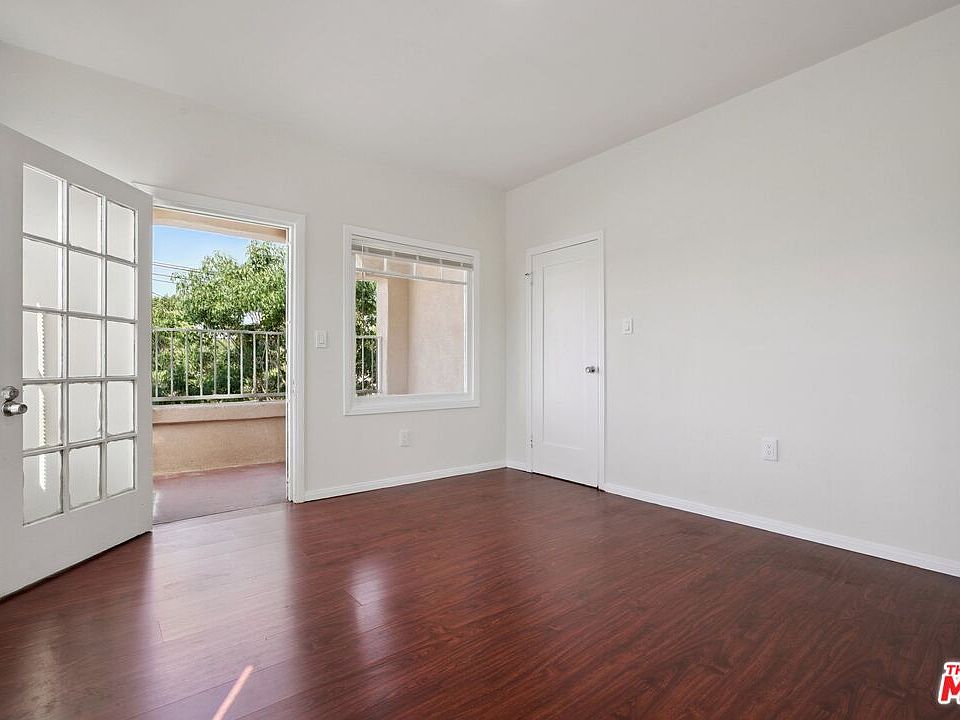 1st image of 1464 3/4 W 35th Pl