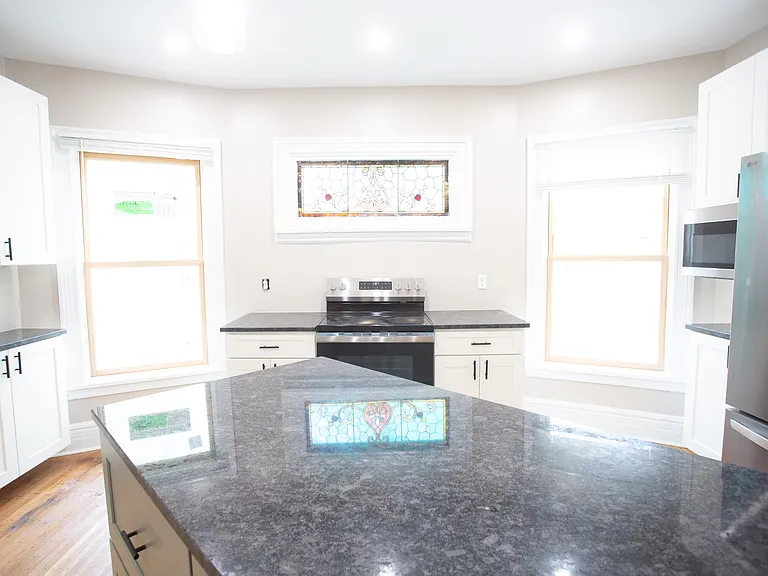 274 Lexington Ave #1 — Photo 3