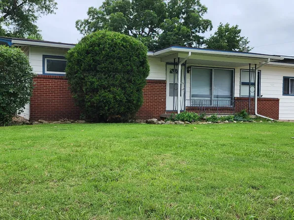 129 E Ohio St, Derby, KS 67037