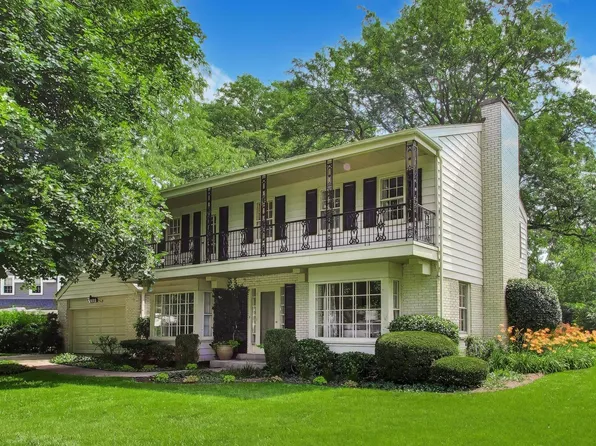 841 Woodbine Ln, Northbrook, IL 60062