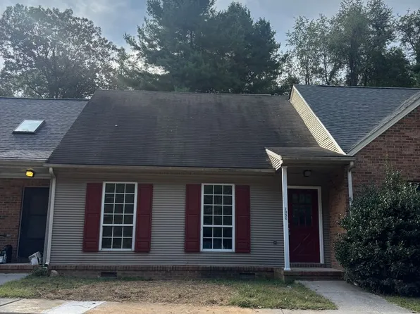 105 C Lovely Mountain Dr, Radford, VA 24141