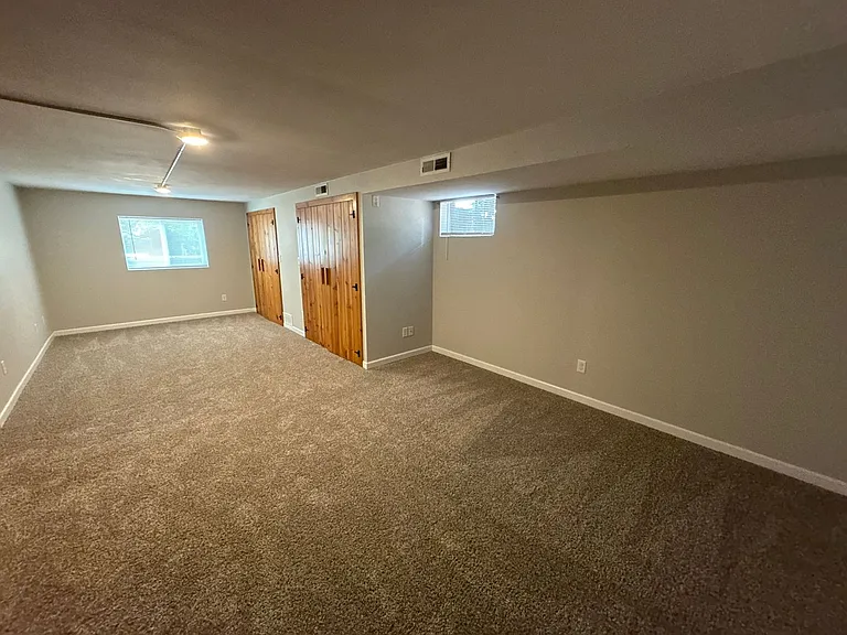 2530 Summer St SE — Photo 18