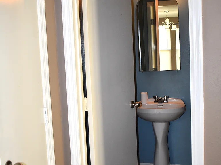 15445 Tyler Mill Dr — Photo 14