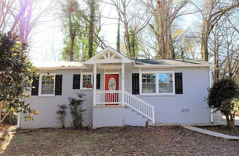1st image of 919 Natham Dr SE