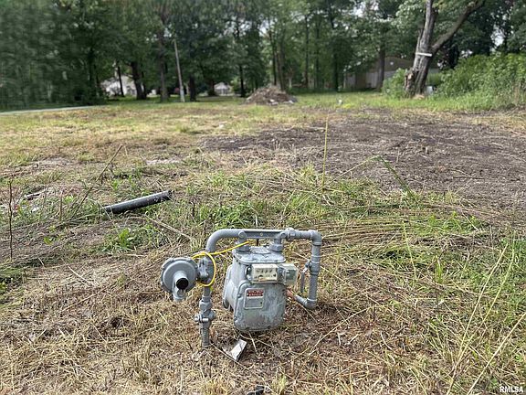 2nd image of 1207 Gentile St