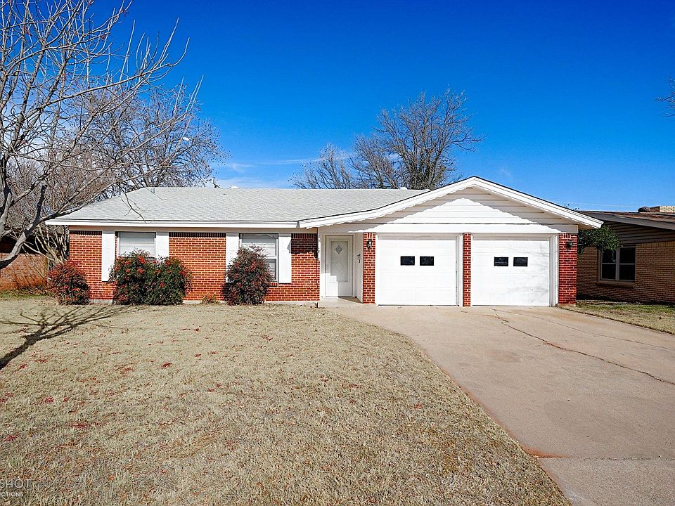 1st image of 3510 Brook Hollow Dr