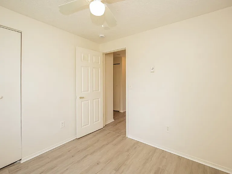 1319 Fillmore Cir — Photo 13