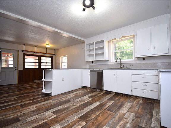 5th image of 23376 Nyberg Road