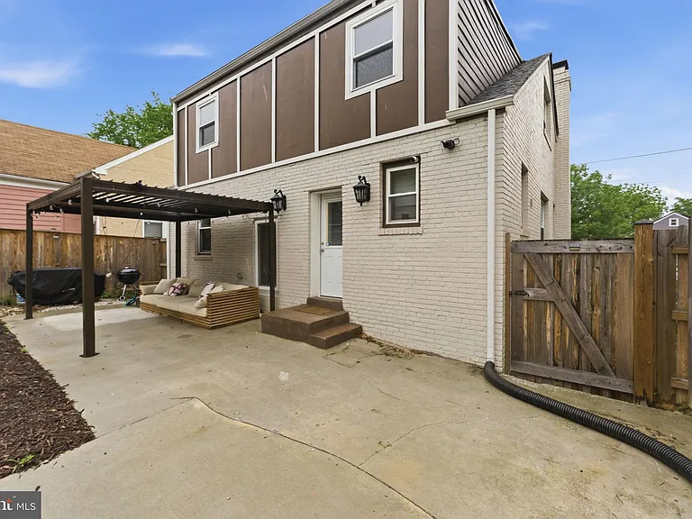 517 Lebaum St SE — Photo 58