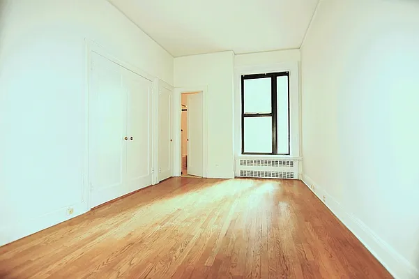 Rented by Balass Ralph, LREB | media 19