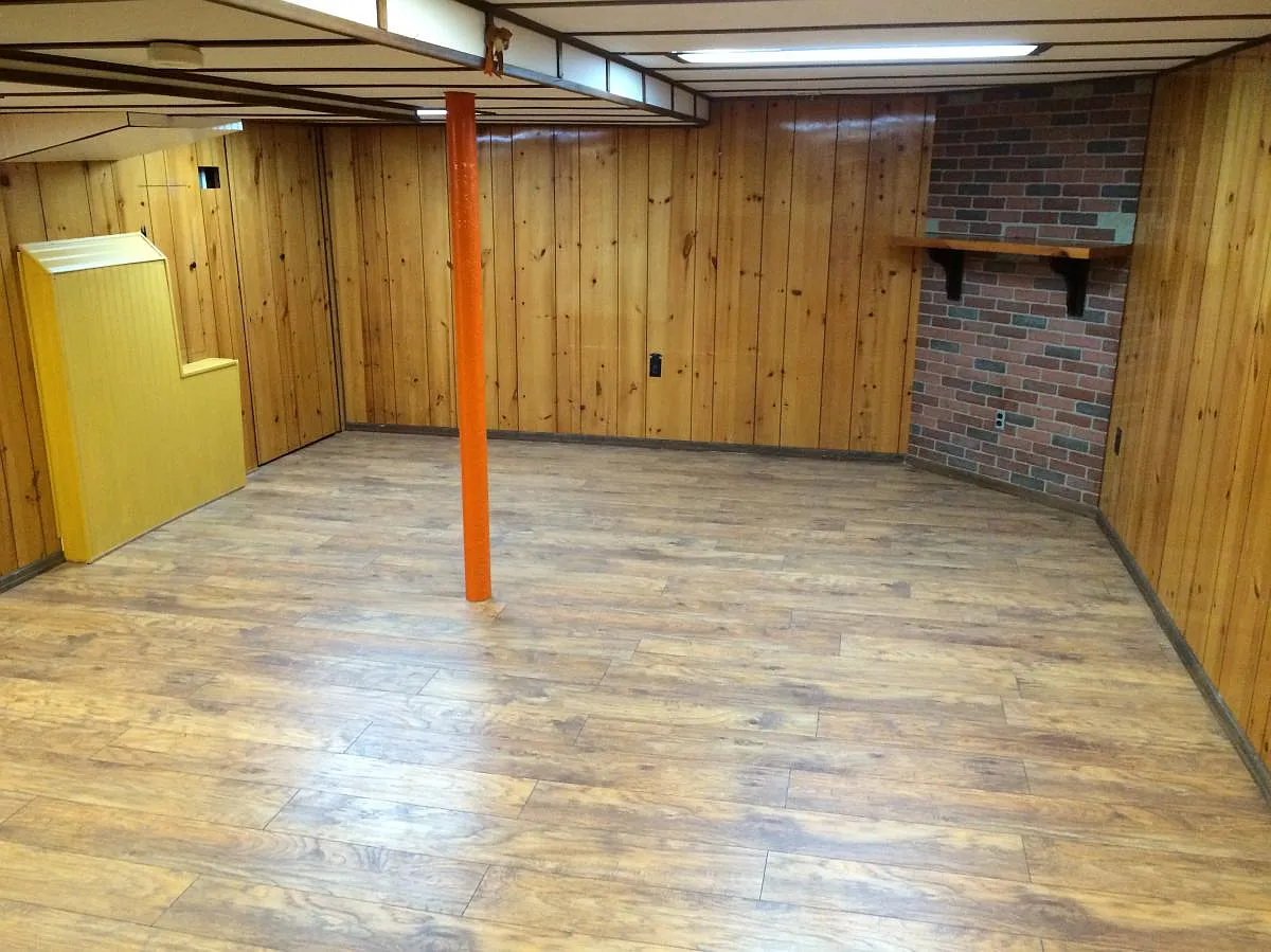 2 bed, 1.5 bath, 1400 sqft, $1,000 — Photo 2