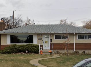 9524 129a Ave NW, Edmonton, AB T5E 0N8