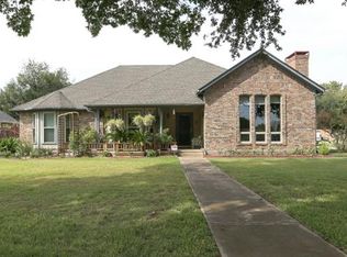 3611 Lake Crest Dr, Grapevine, TX 76051